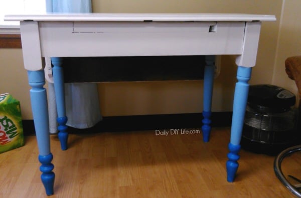 An elegant Office Desk Makeover featuring Pure & Original Chalk Paint! #FabFlippinContest 