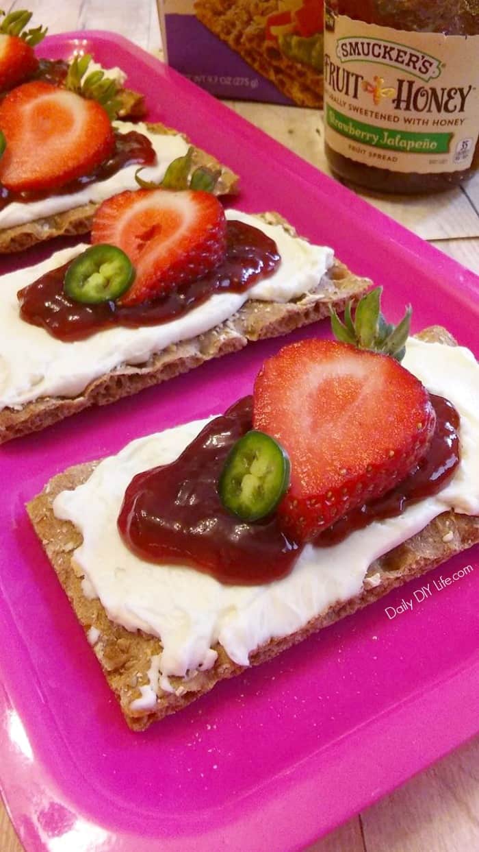 Sweet and Spicy Strawberry Jalapeno Crisp Bread Appetizers! Make this super simple appetizer in just minutes. Perfect for any party, event or get together! Thanks to Smuckers and Wasa! #SpreadTheHeat #CollectiveBias #Ad