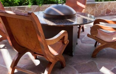 wooden-chairs-fire-pit-seating-idea