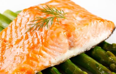 easy baked salmon with asparagus