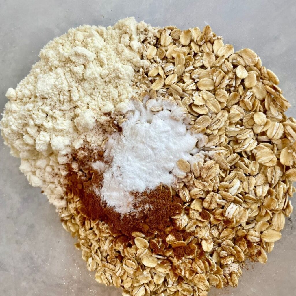 dry ingredients for gluten free oatmeal raisin cookies