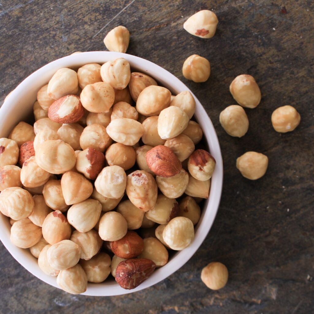 How to Roast Hazelnut (nuts in a bowl)