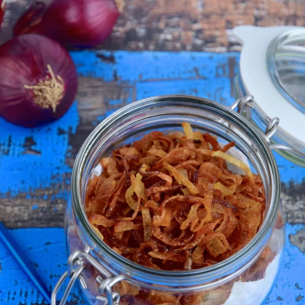 tobacco onions in glass jar