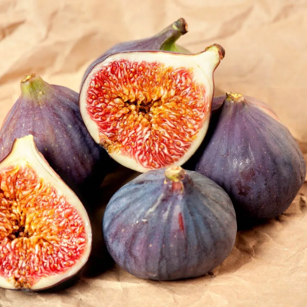 pile of halved figs